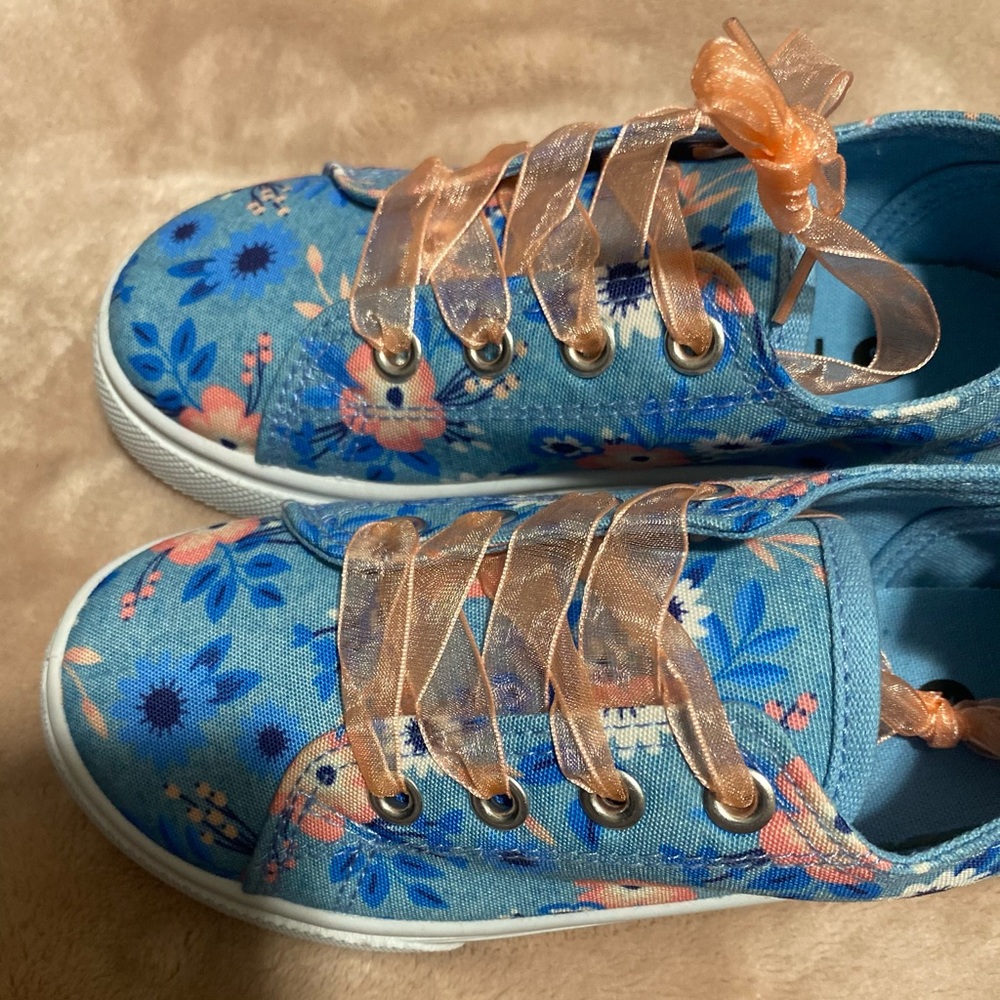 Toddler shoes